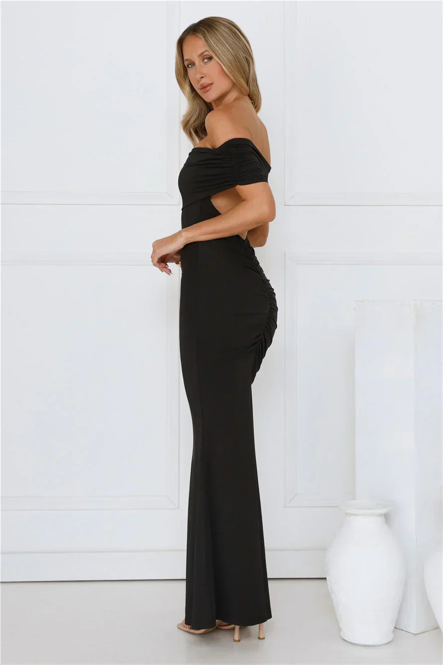 Vibe On Point Off Shoulder Maxi Dress