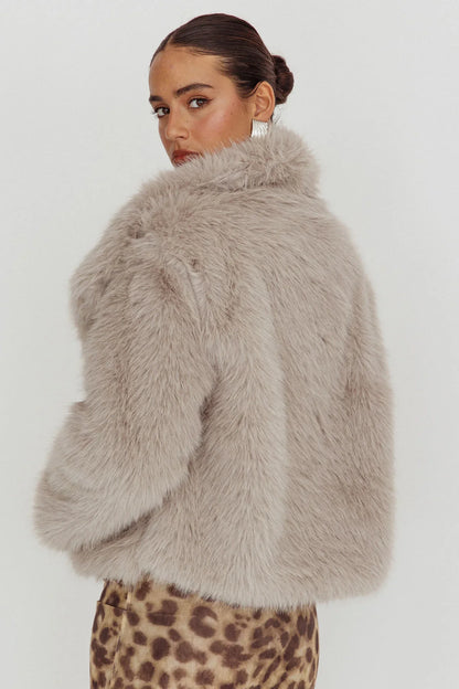 Copenhagen Oversized Lapel Fur Jacket Cream