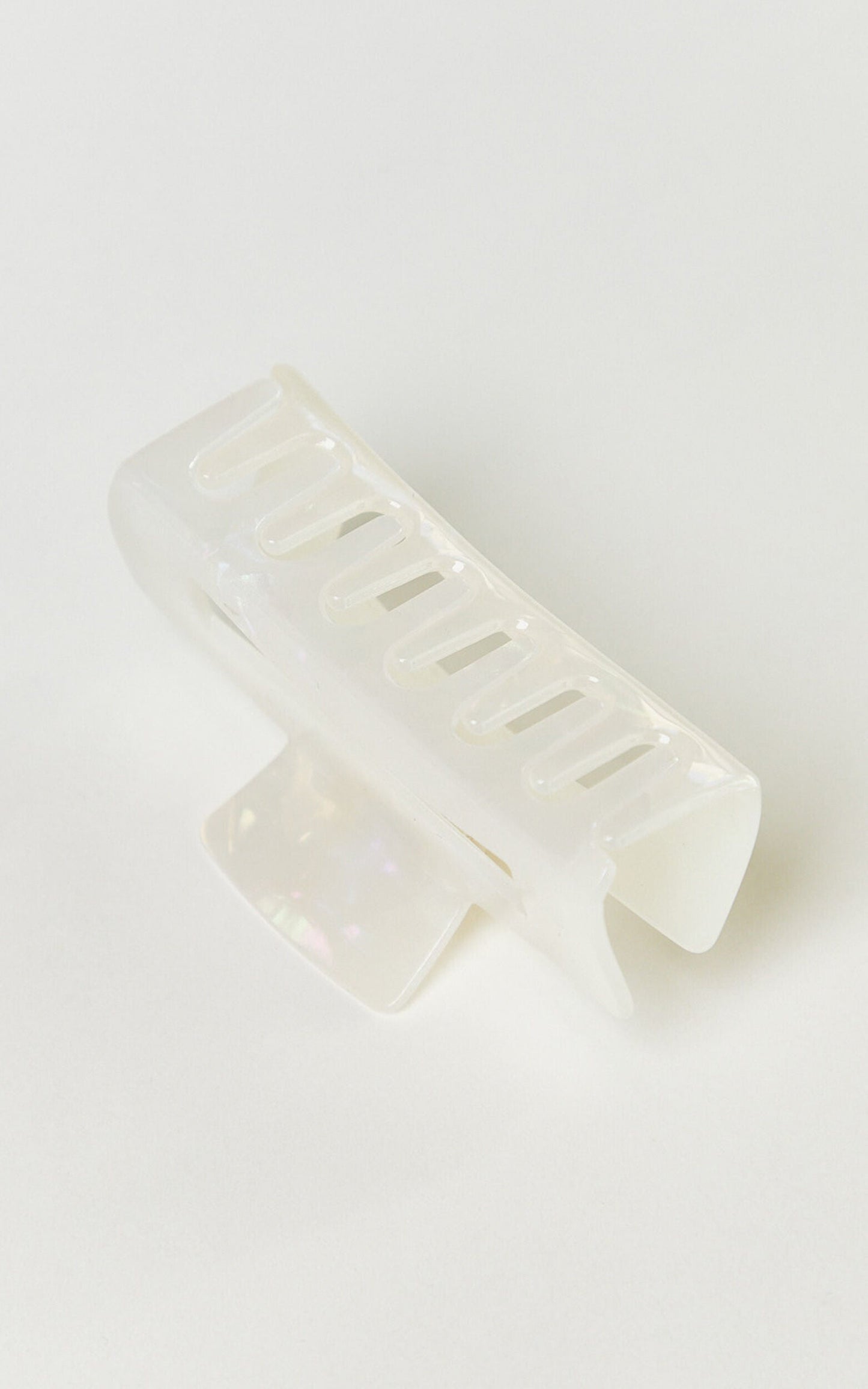 Wilda Hair Clip - Rectangle Claw Hair Clip in Cream