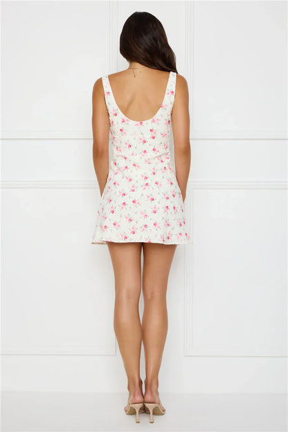 Cosmopolitan Chic Mini Dress Pink